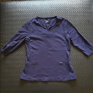 Jaanuu V-Neck Scrub Top in Navy